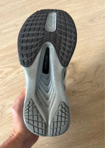 Used Nike Zoom Fly 6 bike — image 3 of 6