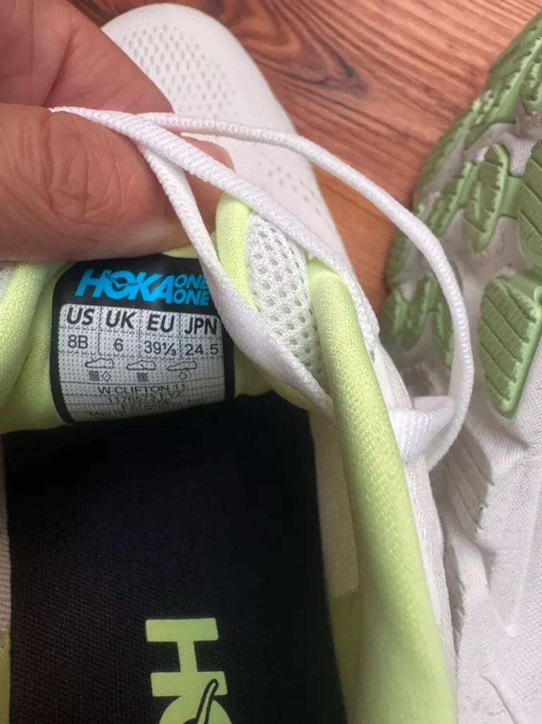 Used Hoka Clifton 11 bike — image 3 of 4