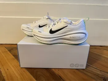 Tweedehands Nike Vomero plus By You Running Shoes