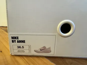 Used Nike Vomero plus By You bike — image 4 of 5