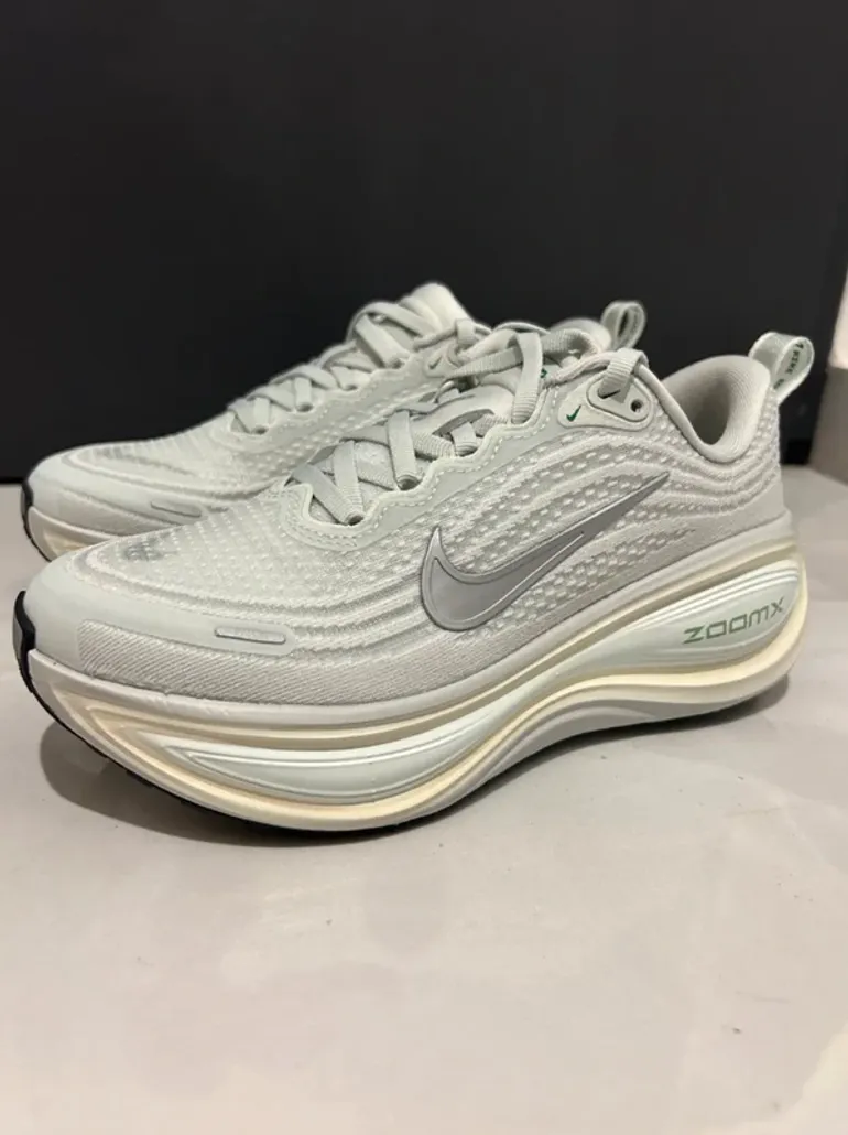 Nike Vomero Plus bike d'occasion — image 2 sur 6