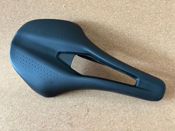 Used Fizik Tempo Argo Saddles & Seatposts