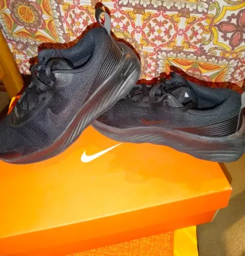 Used Nike Promina Running Shoes