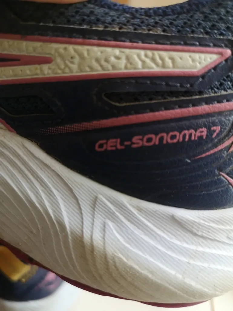 Used Asics Sonoma 7 bike — image 4 of 6