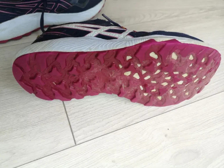 Used Asics Sonoma 7 bike — image 5 of 6