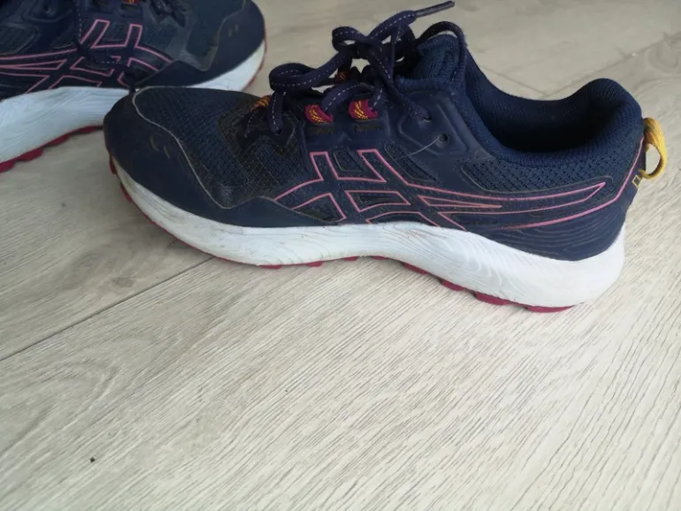 Used Asics Sonoma 7 bike — image 2 of 6
