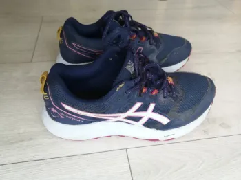 Used Asics Sonoma 7 Running Shoes