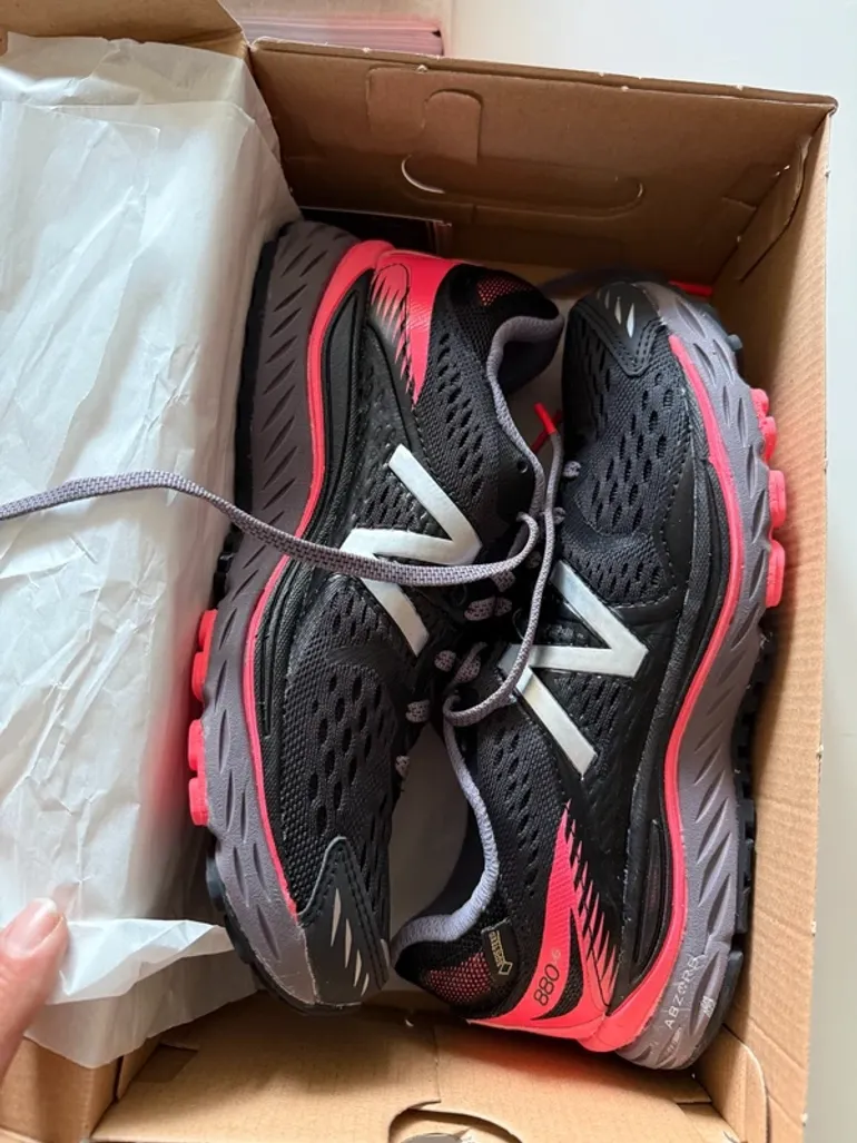 Used New Balance Walking Schuh bike — image 2 of 2