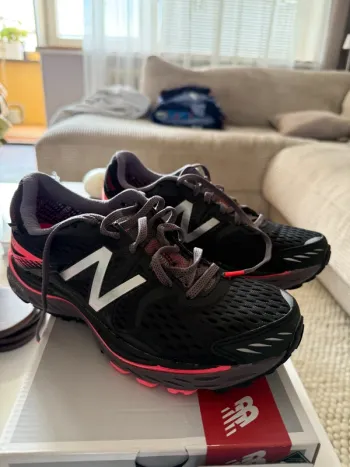 New Balance Walking Schuh Running Shoes usato