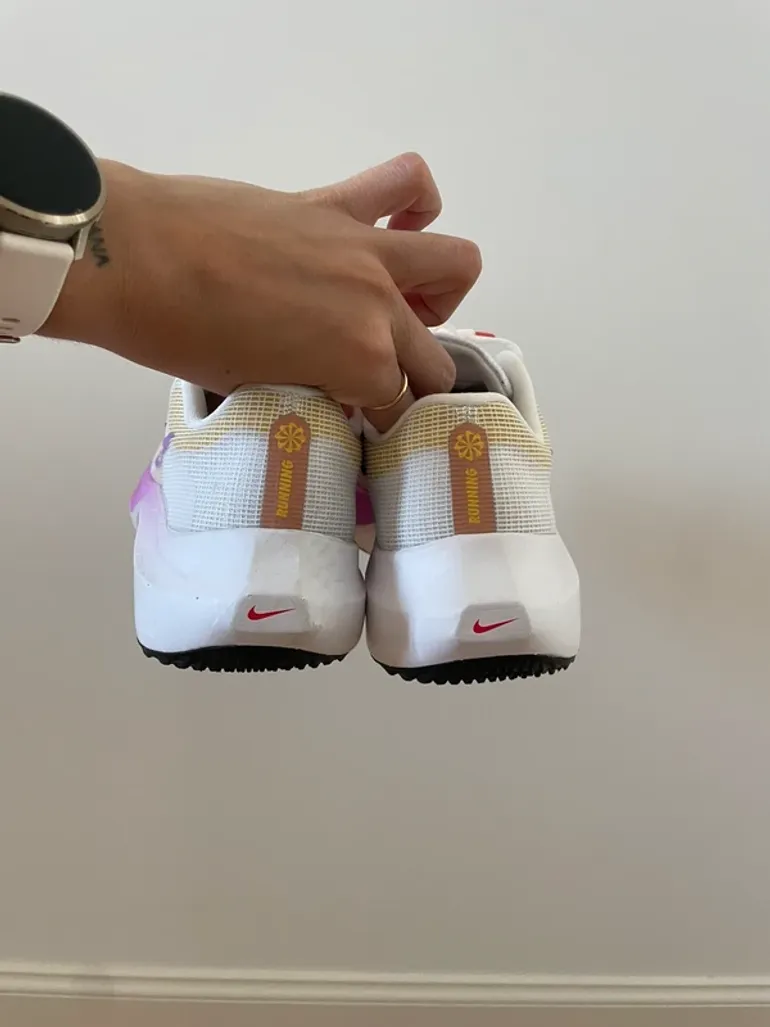 Used Nike Zoom Fly 5 bike — image 2 of 7