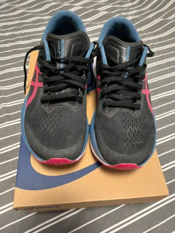 Used Asics Magic Speed bike — image 5 of 5