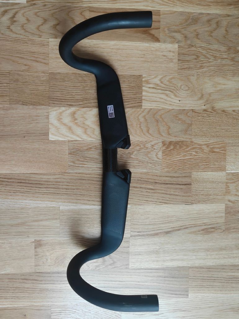 Brugt BALUGOE Carbon Handlebar 2026 bike — billede 2 af 5