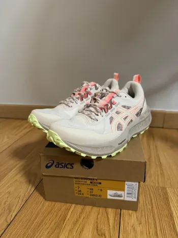 Asics Gel-Sonoma 8 Running Shoes usato