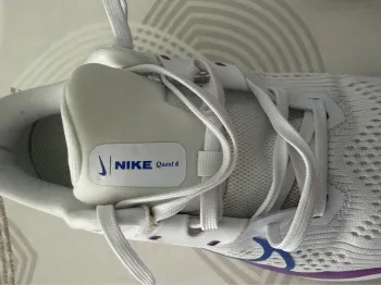 Used Nike Running Shoes bike — image 6 of 7