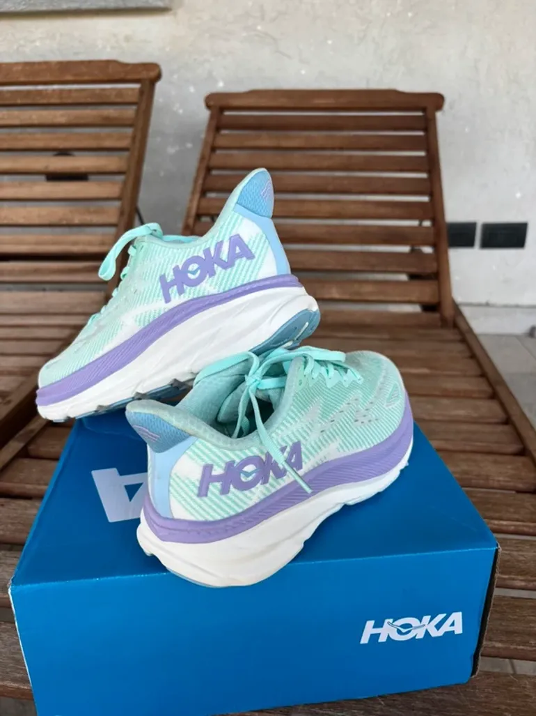 Used Hoka Clifton 9 bike — image 3 of 10