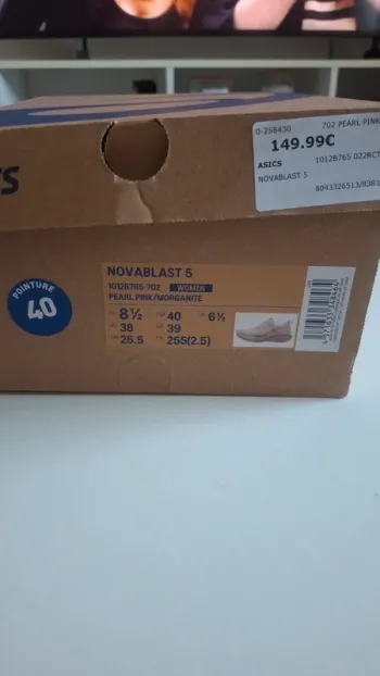 Asics Novablast 5 bike usato — immagine 7 di 7