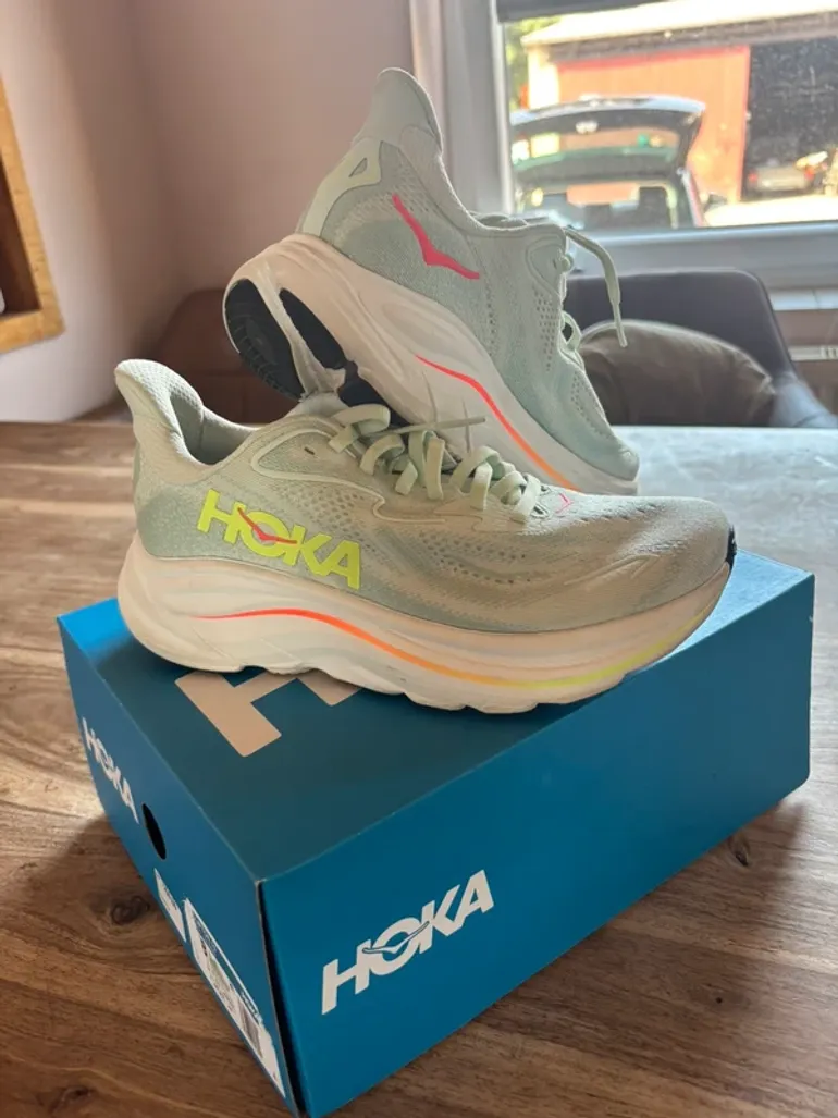 Used Hoka Clifton bike — image 3 of 3