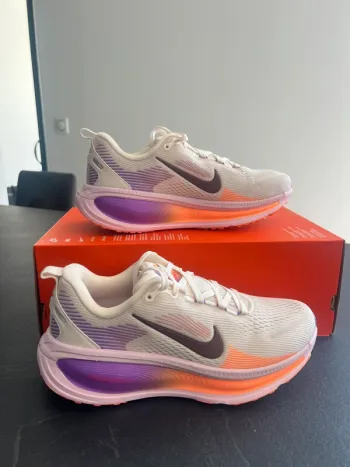 Nike Vomero 18 bike de segunda mano — imagen 2 de 14