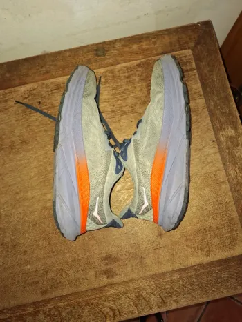 Used Hoka Challenger 7 bike — image 6 of 7