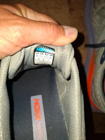 Used Hoka Challenger 7 bike — image 2 of 7