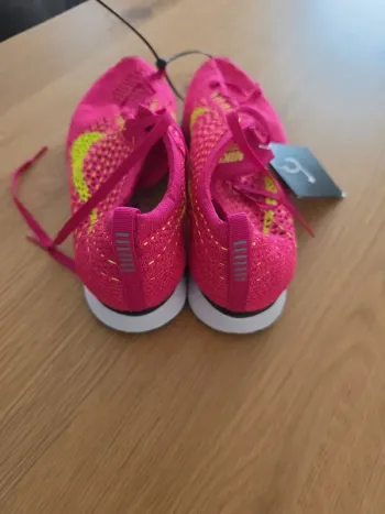 Käytetty Nike Air Flyknit Racer bike — kuva 2 / 3