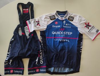 Castelli Quickstep AlphaVinyl Cycling Clothing usato