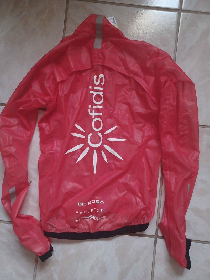 Van Rysel coupe vent Cofidis taille XXS Cycling Clothing d'occasion