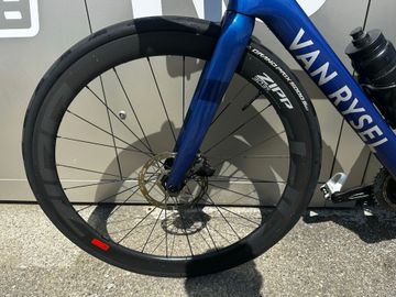 Used Zipp 303s bike — image 2 of 5