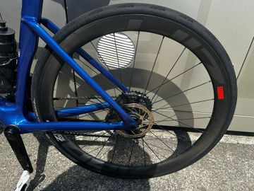 Used Zipp 303s bike — image 1 of 5