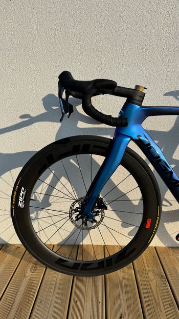 Brugt Zipp 404 Firecrest Disc 2025 bike — billede 2 af 2