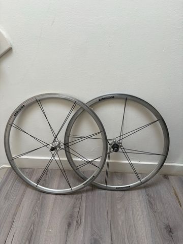 Used Shimano Dura Ace WH-7700 Wheels