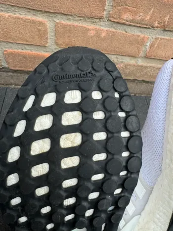 Adidas Ultraboost bike d'occasion — image 6 sur 16