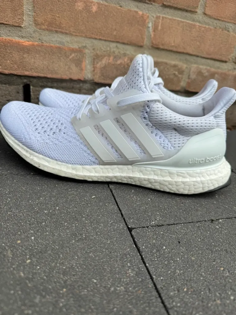 Adidas Ultraboost bike d'occasion — image 10 sur 16
