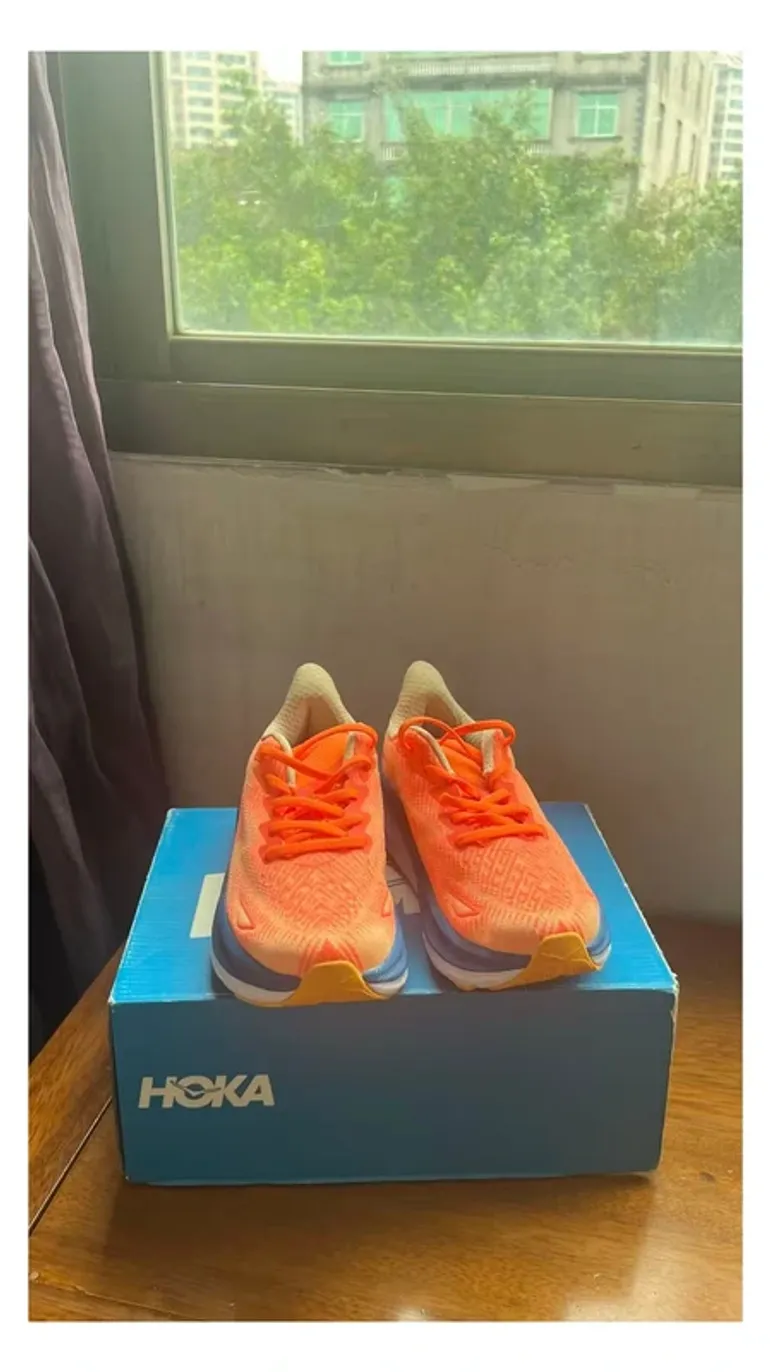 Used Hoka Shoes bike — image 2 of 6