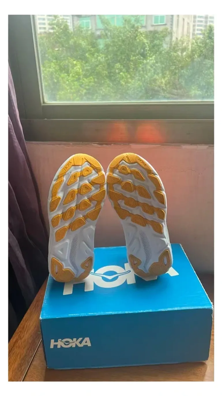 Used Hoka Shoes bike — image 5 of 6