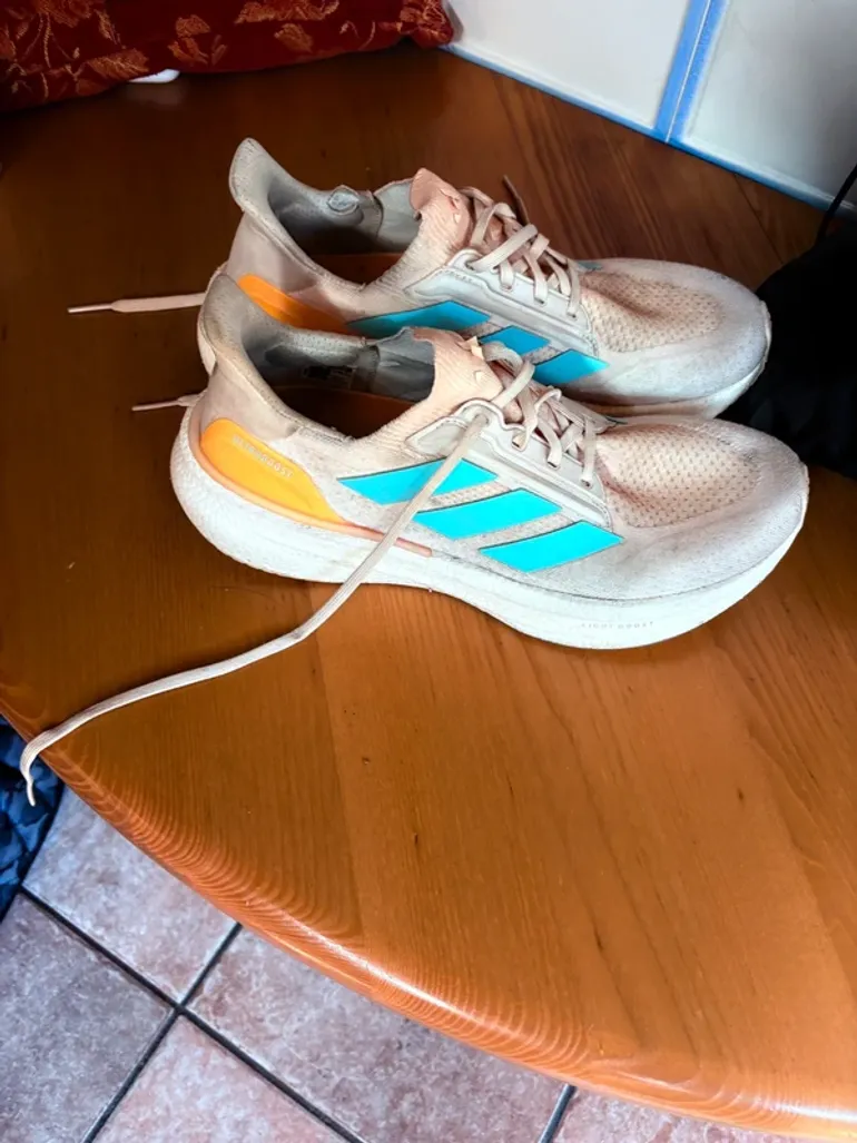 Adidas Ultraboost 5 bike d'occasion — image 5 sur 9