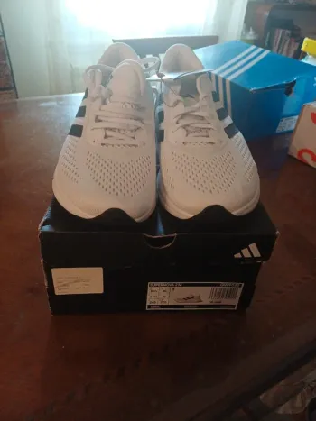 Použité Supernova 2m Running Shoes