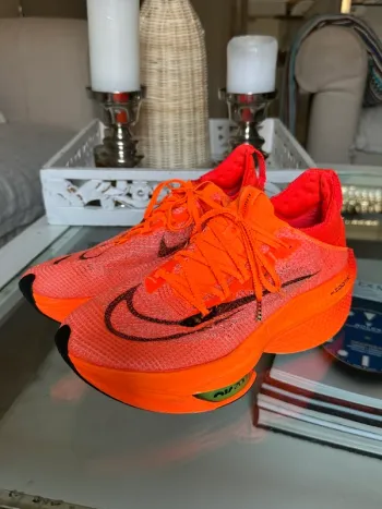 Gebrauchtes Nike AlphaFly NEXT% 2 bike — Bild 2 von 15