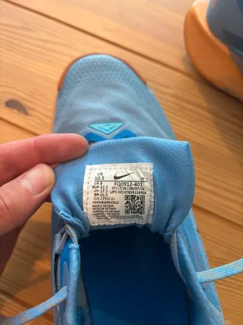 Used Nike Trail ATC Goretex bike — image 5 of 5