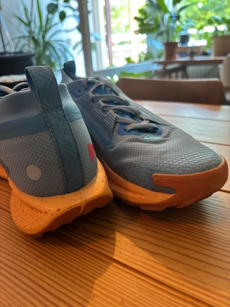 Used Nike Trail ATC Goretex bike — image 4 of 5