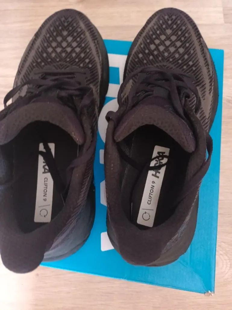 Hoka Clifton 9 bike d'occasion — image 3 sur 6
