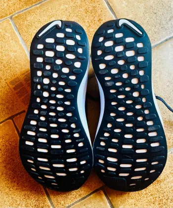Used Nike Reactx Infinity Run 4 bike — image 3 of 4