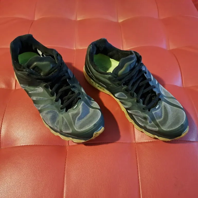 Used Nike Air Max+ 2012 bike — image 2 of 5