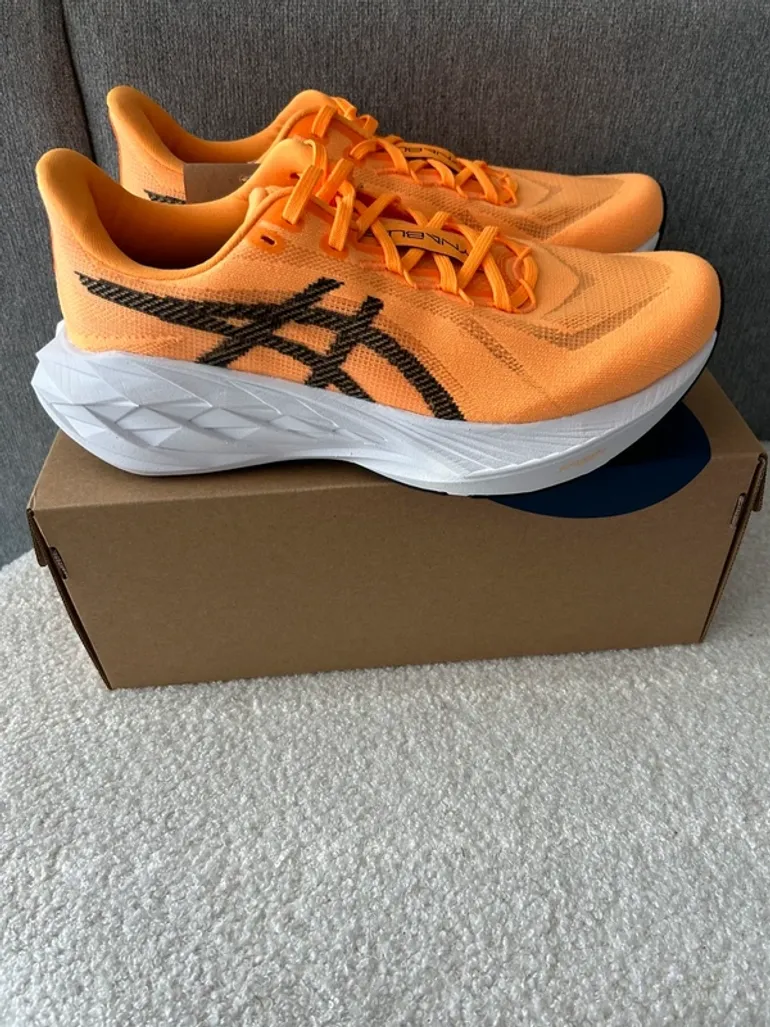 Asics Dynablast 6 bike d'occasion — image 3 sur 8