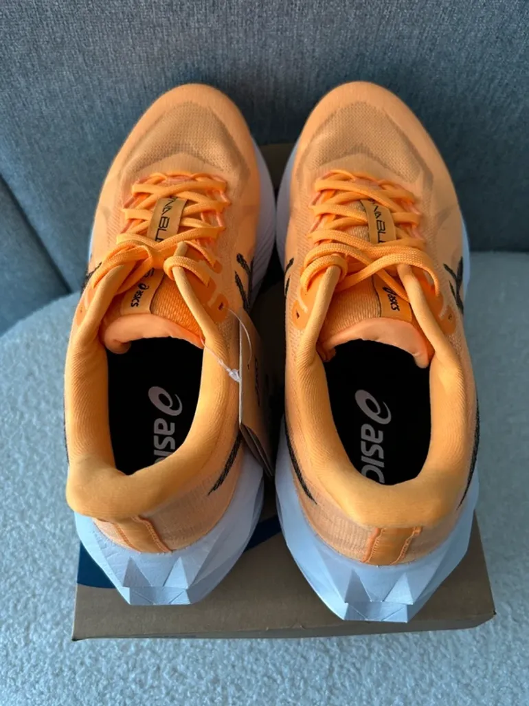 Asics Dynablast 6 bike d'occasion — image 5 sur 8
