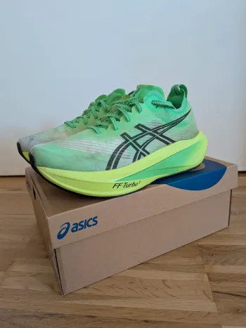 Used Scarpa Megablast Running Shoes