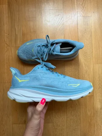 Used Hoka Clifton 9 bike — image 3 of 12