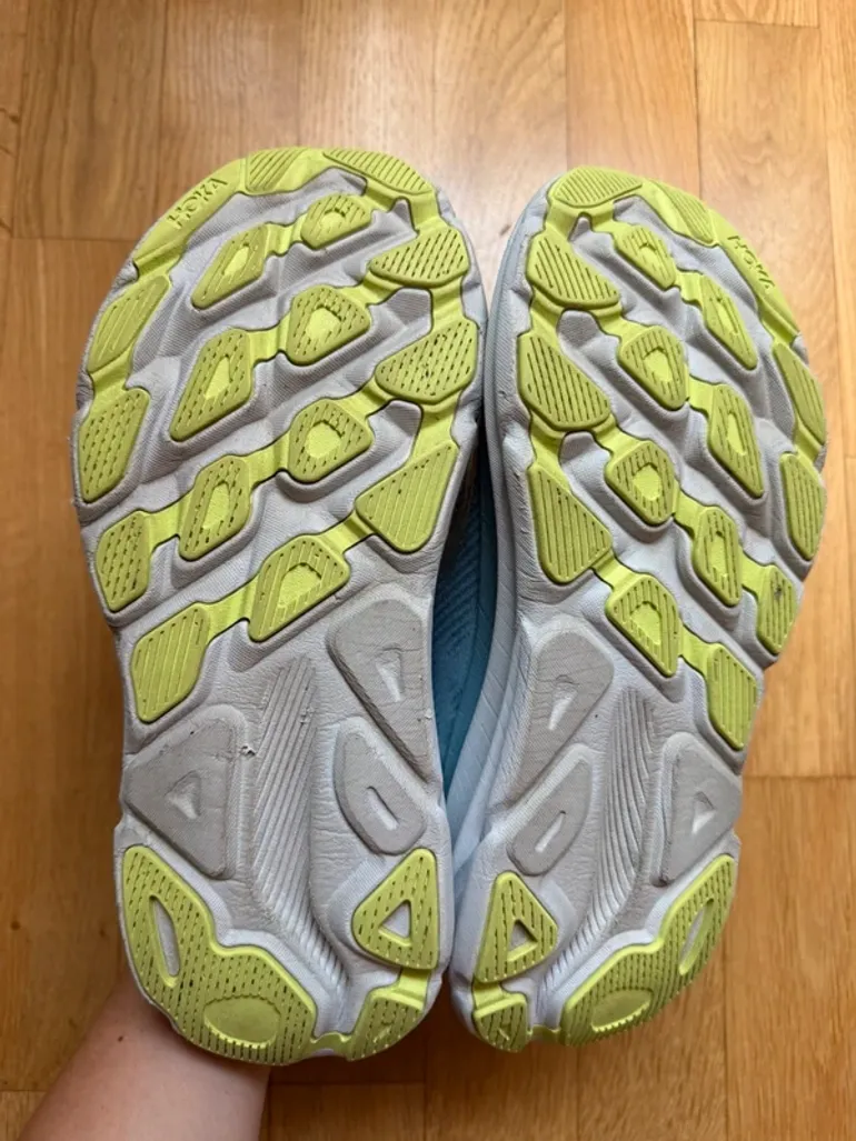 Used Hoka Clifton 9 bike — image 10 of 12