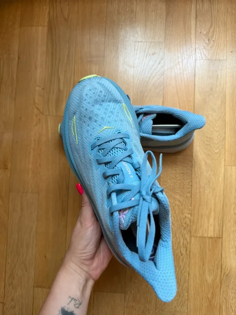 Used Hoka Clifton 9 bike — image 2 of 12