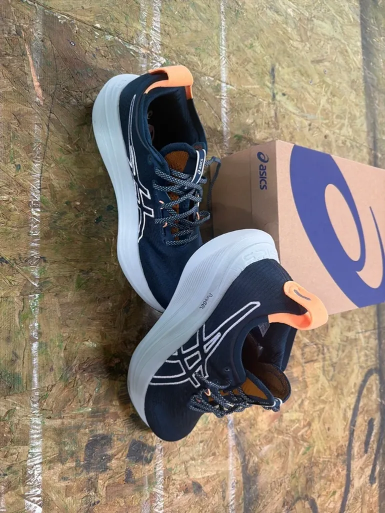 Tweedehands Asics Gel bike — afbeelding 4 van 9